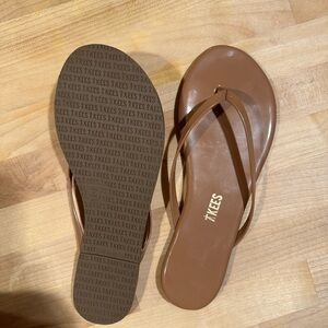 TKEES Brown Sandals Minimalist Thong Design